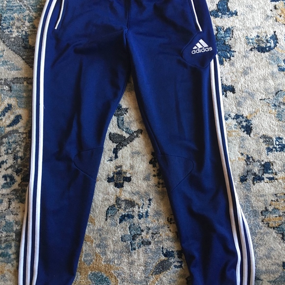 adidas pants with white stripe on back